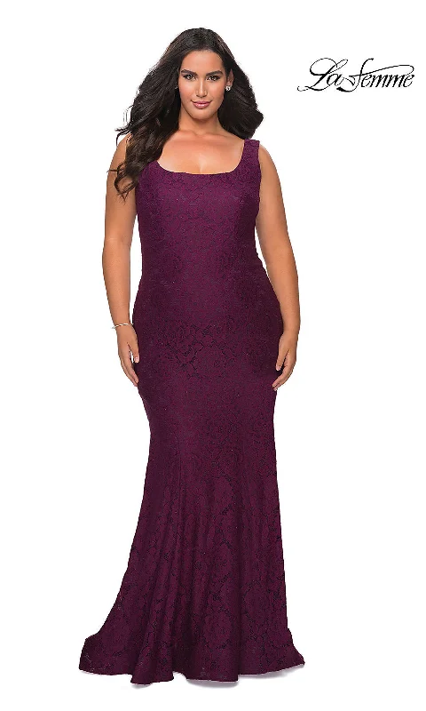 Plus-Size Long Lace La Femme Formal Mermaid Dress