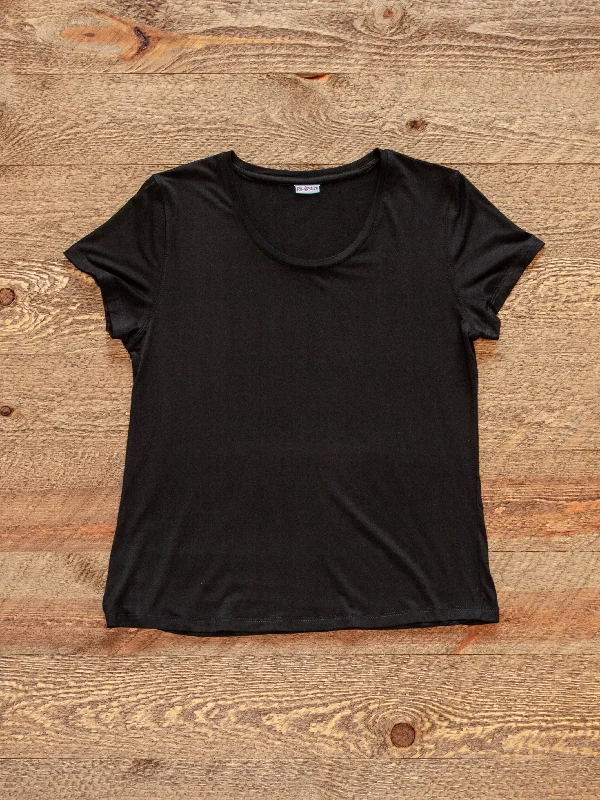 Black | Simple Tee