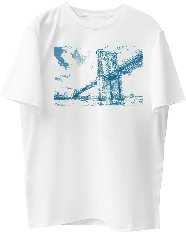 Brooklyn Bridge Graphic Tee